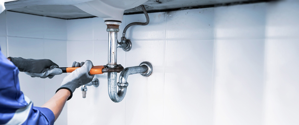 Temporary Fixes for a Leaking Pipe